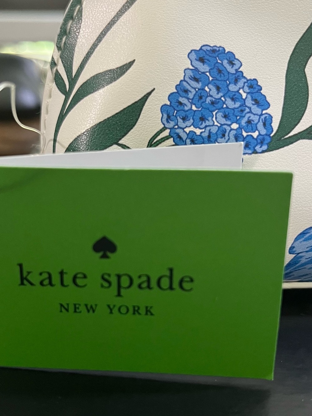 kate spade White Floral Zip Pencil Pouch Includes Eraser, Ruler and Sharpener. - Picture 3 of 9